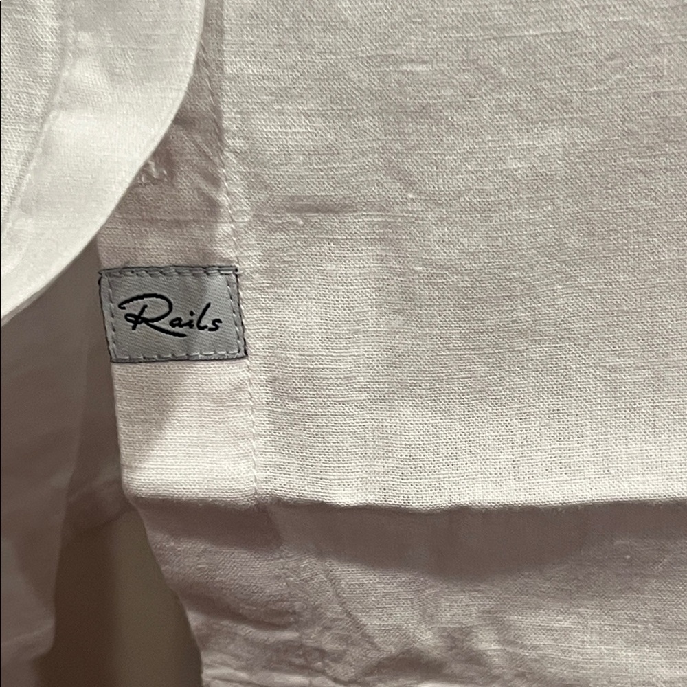 NWT- Rails White Collared Shirt and cut out stars - Picture 5 of 15